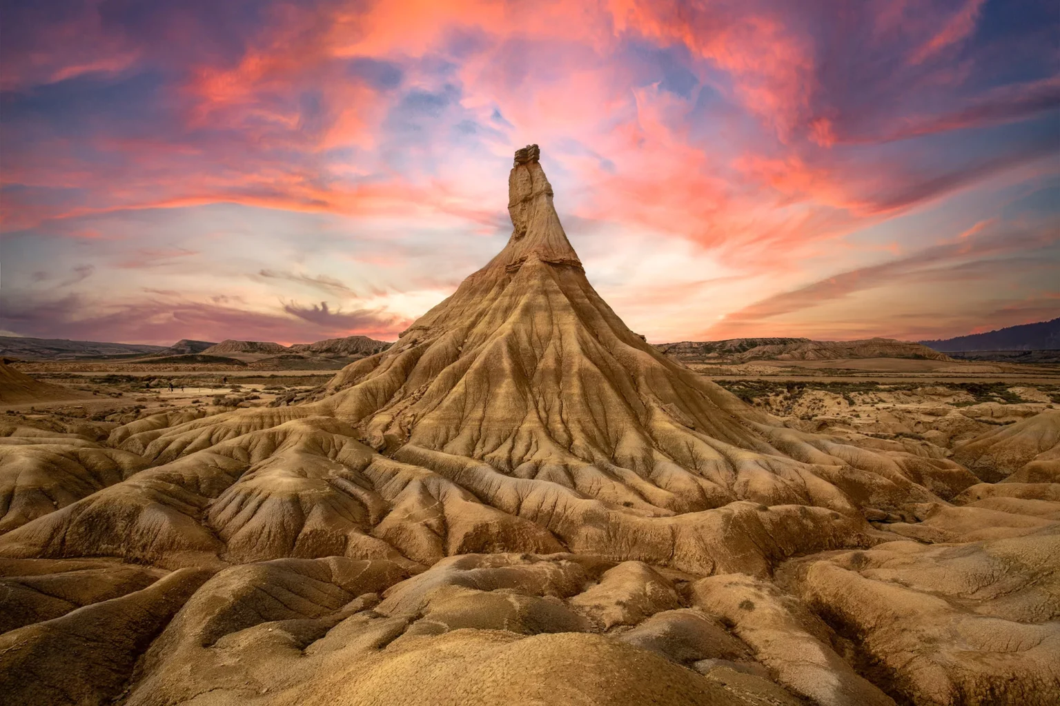 descubre-las-rutas-para-conocer-las-bardenas-reales